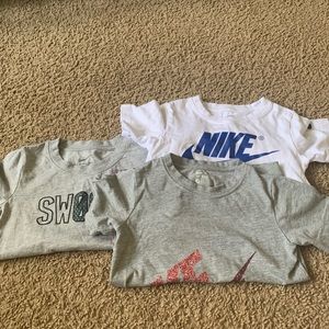 (3) Nike shirts..... GREAT CONDITION